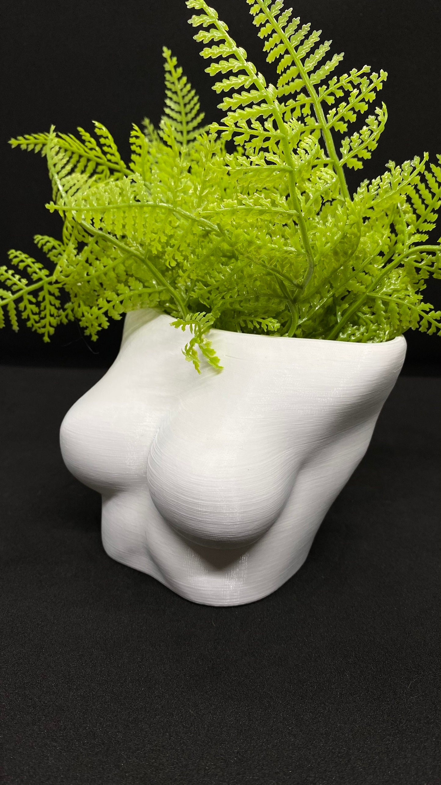 Modern boob vase made from eco-friendly PLA