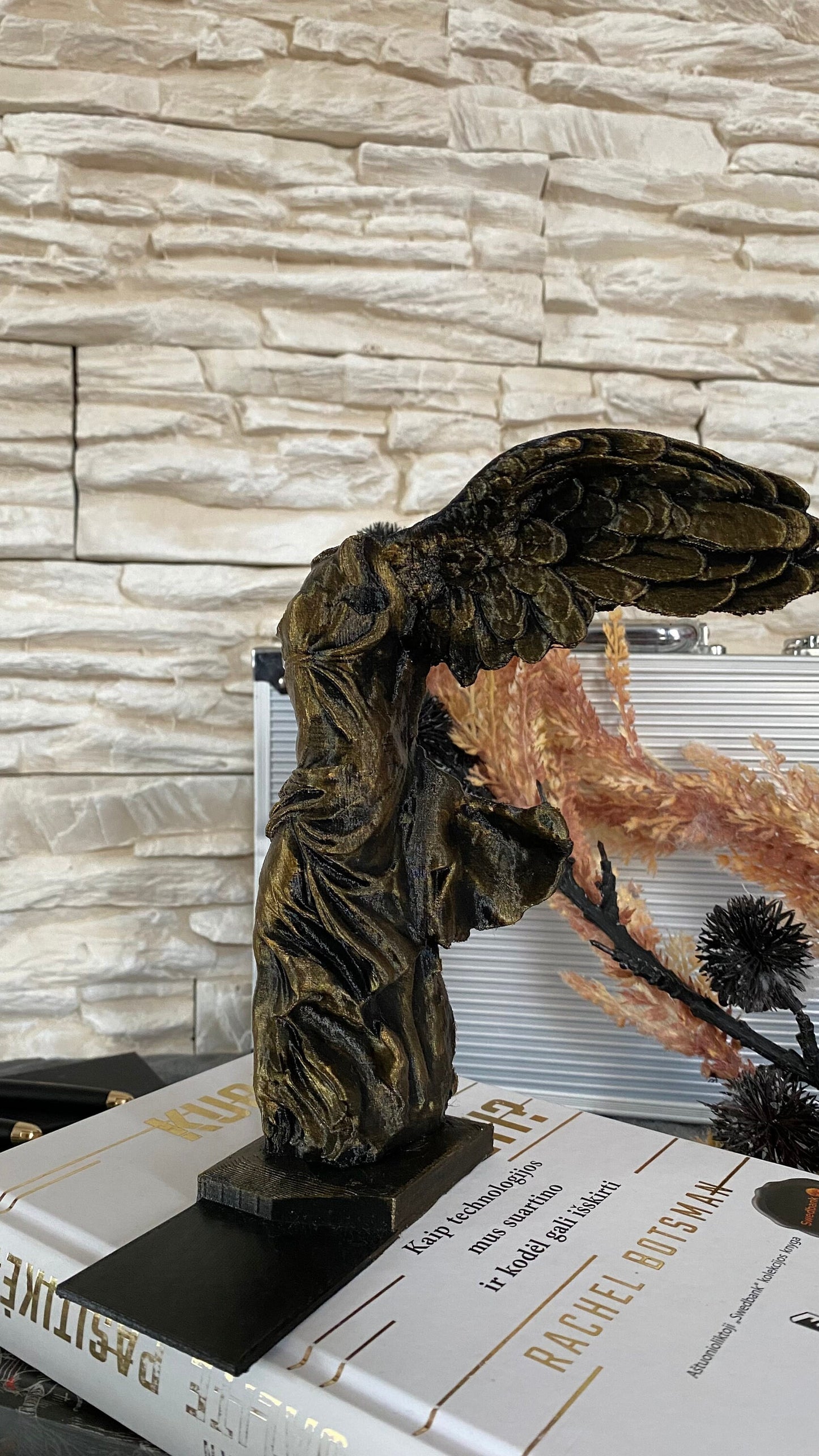 Antique Gold Victory Statue Bookend / 3D printed