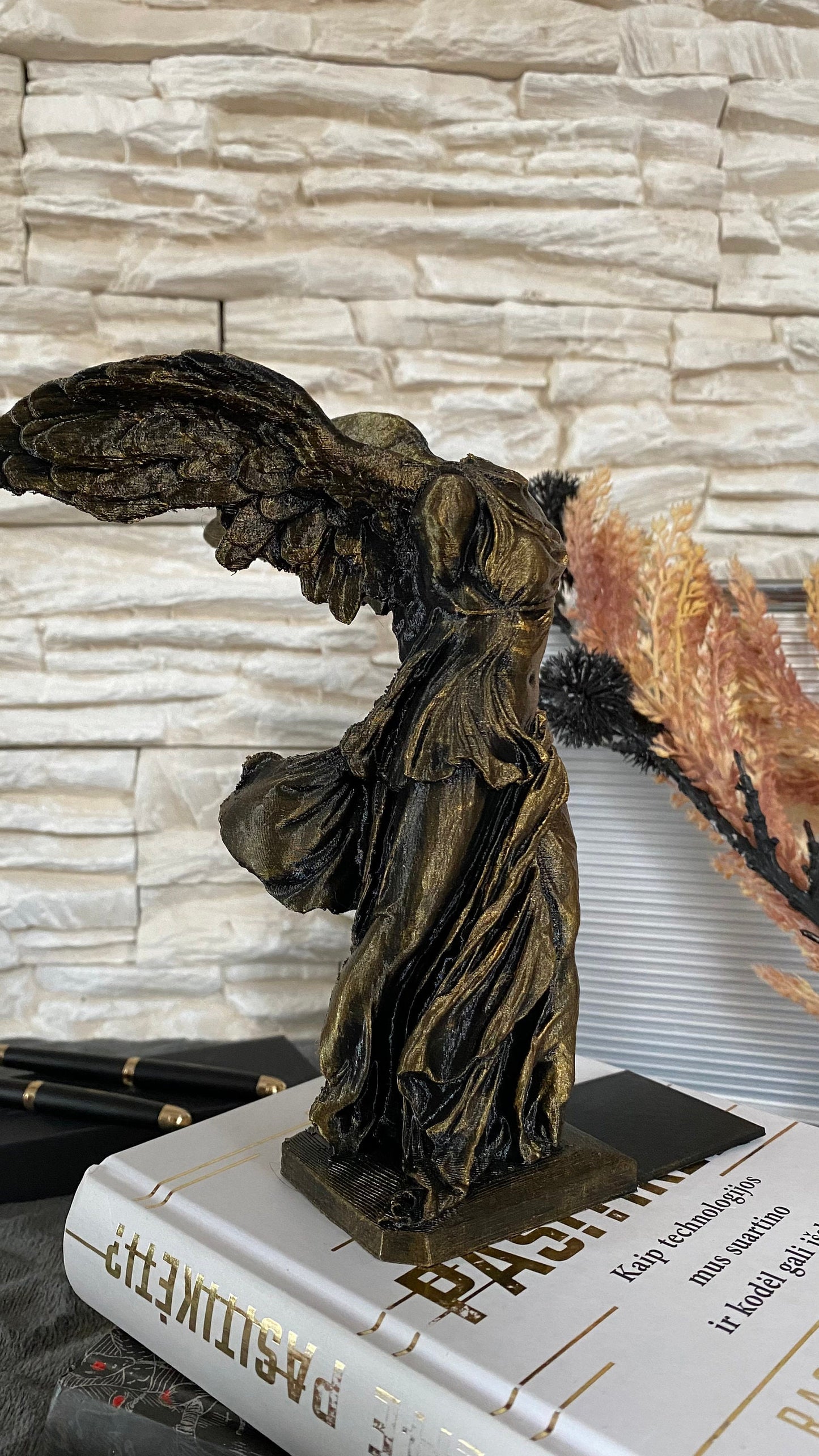 Antique Gold Victory Statue Bookend / 3D printed