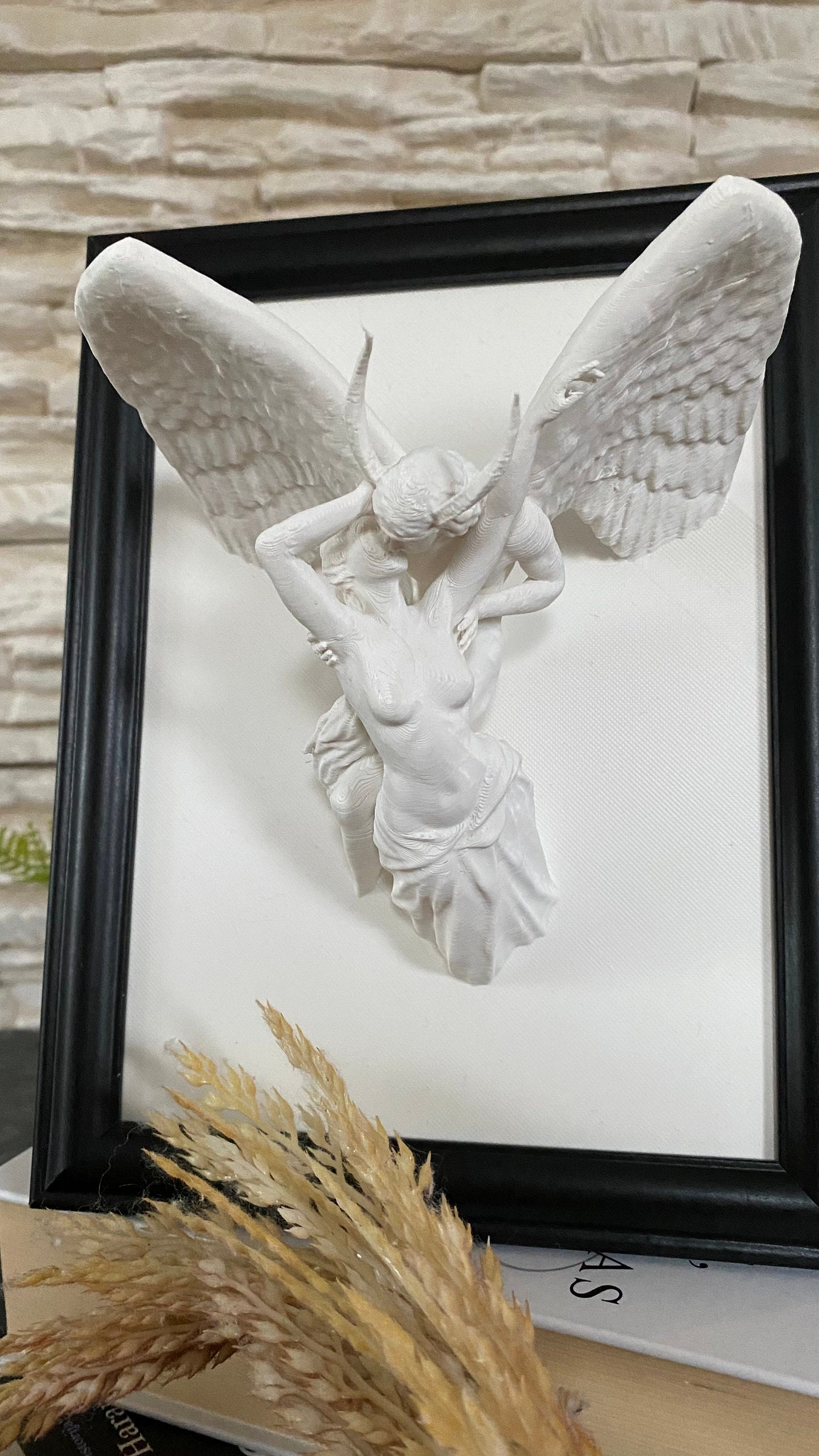 Angel and Devil Kiss Framed / 3D printed