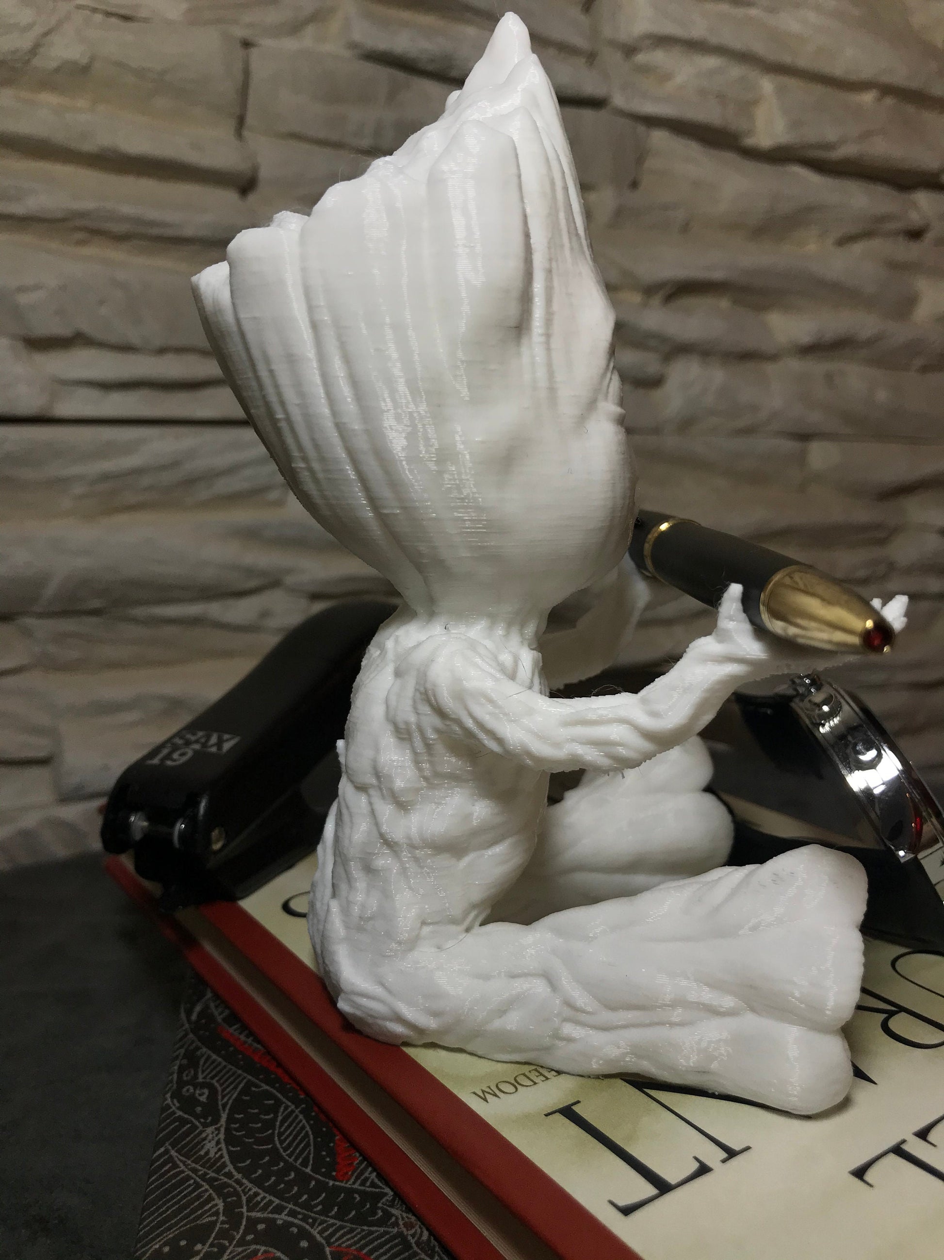 Baby Groot Pen holder / Guardians of the Galaxy / 3D printed