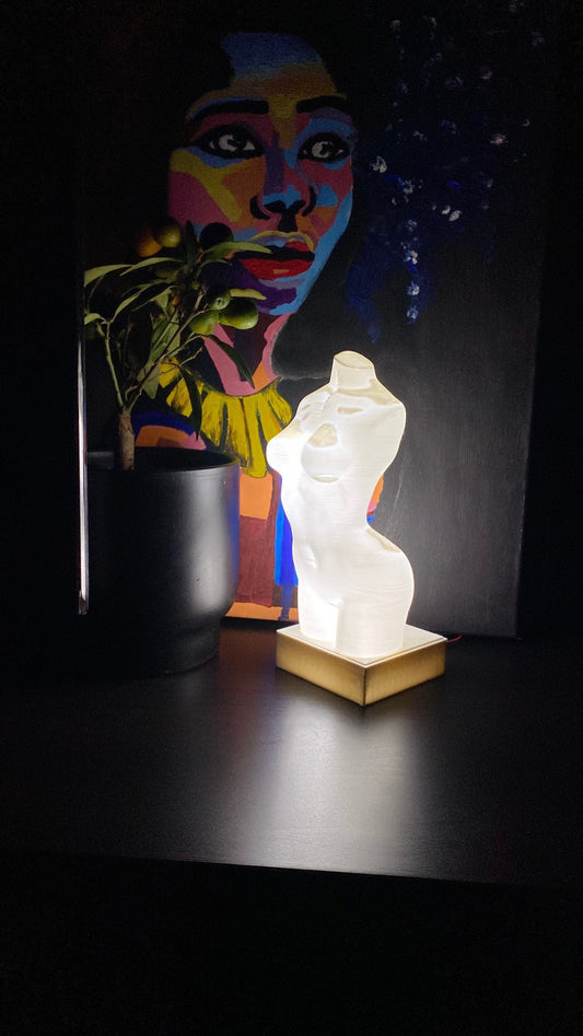 Female Figure Statue Table Lamp / 3D printed