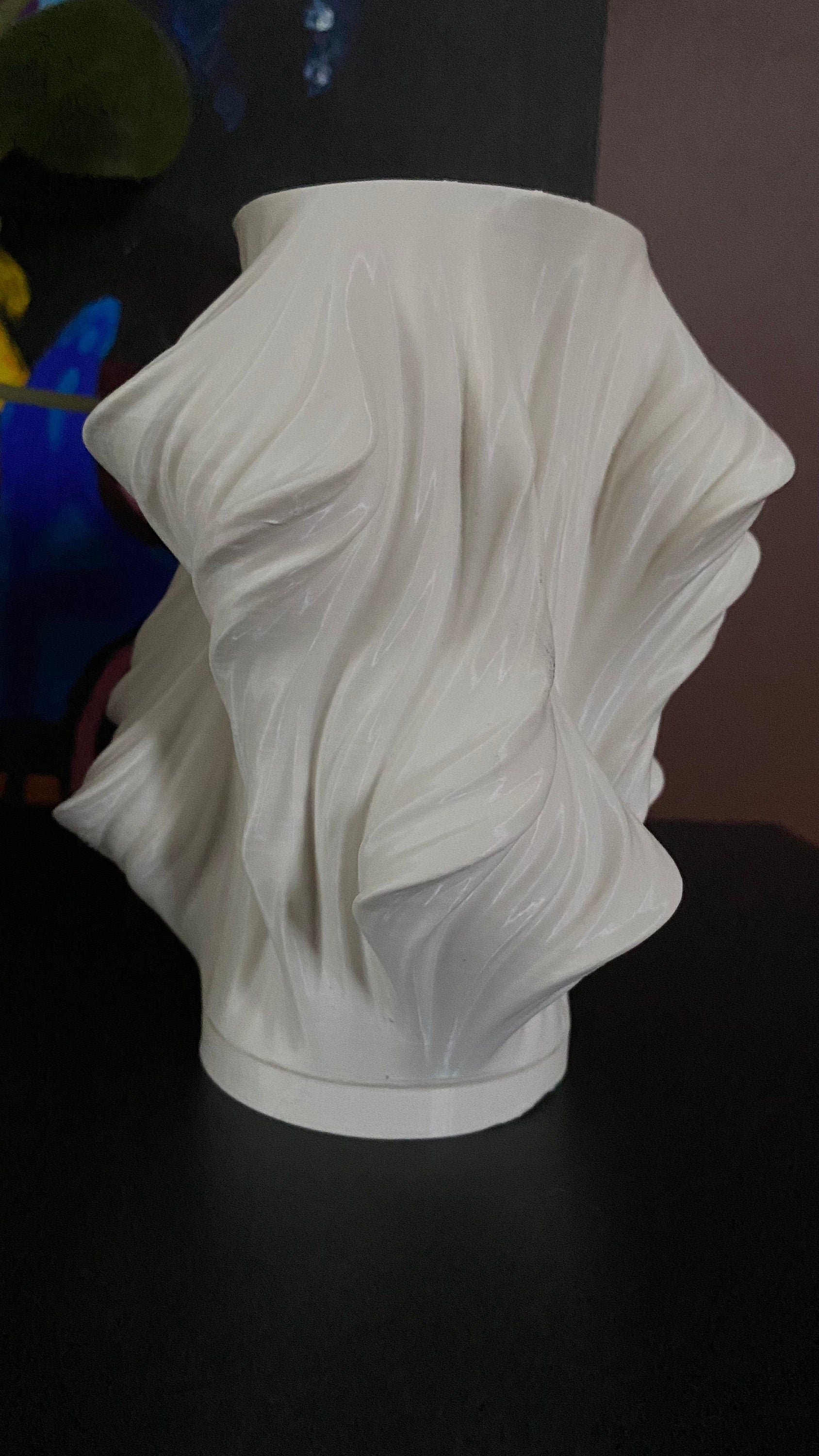 Wavy Table Lamp / 3D printed