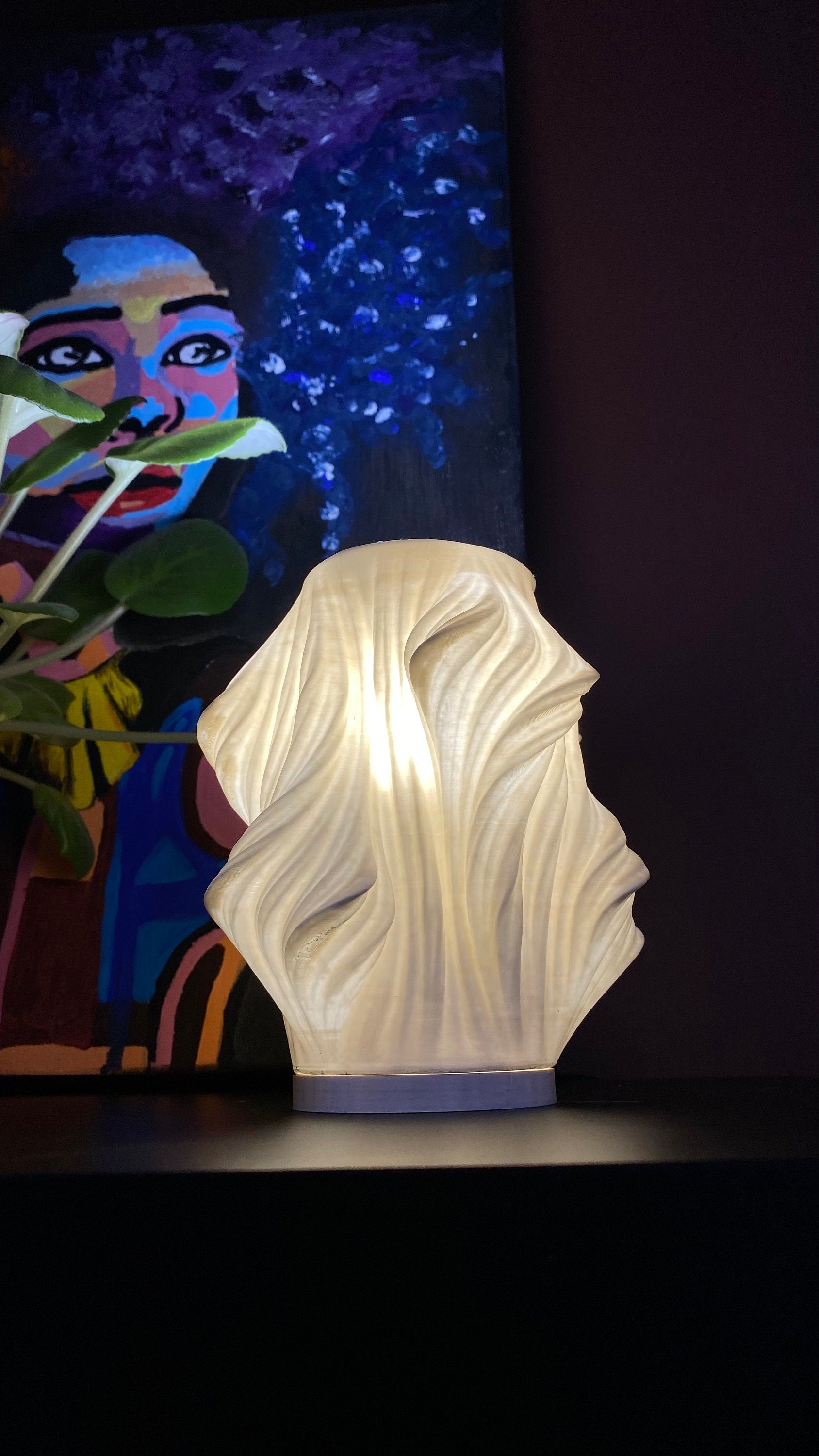 Wavy Table Lamp / 3D printed